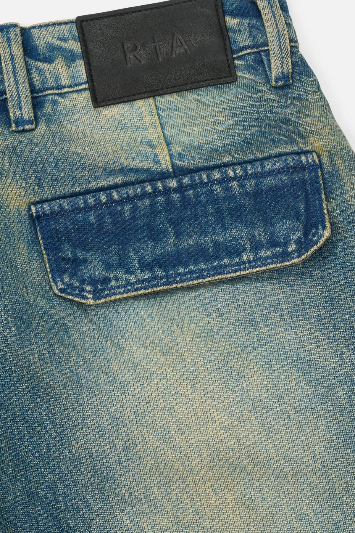 Rta Ryan | Blue Mineral