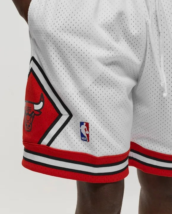Mitchell & Ness NBA Swingman Shorts Chicago Bulls 1997-98