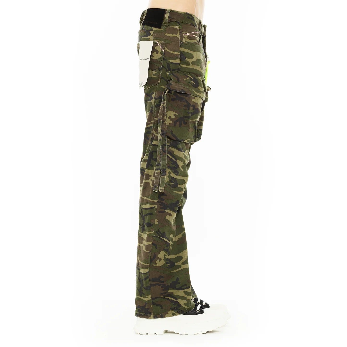 Cult Of Individuality Baggy Cargo 610 Jeans in Camo