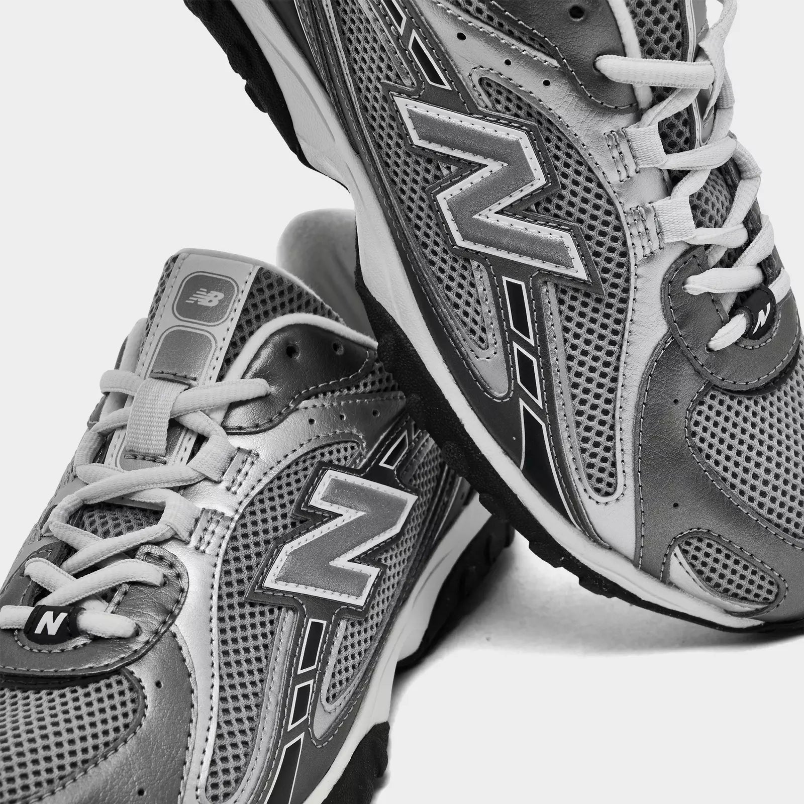 New Balance Men's 204L