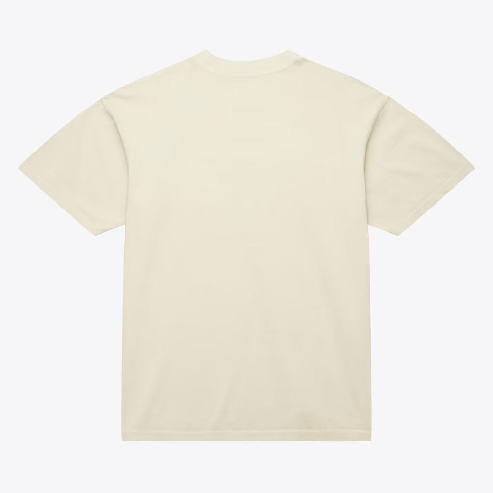 Mitchell & Ness New York Knicks Cream Court Apple T-Shirt